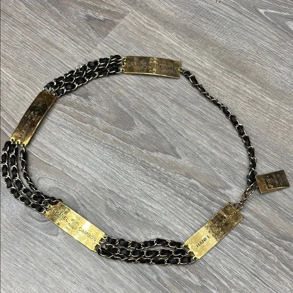 CHANEL | Accessories | Chanel Gold And Black Chain Belt  display picture 1